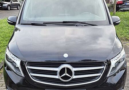 Mercedes-Benz V 220 V-Klasse Diesel (BlueTEC) d lang 7G-TRONIC Edition