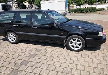 Volvo 850 GLT
