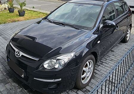 Hyundai i30 i30cw 1.6 CRDi Edition Plus