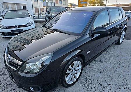 Opel Signum Sport 1,9 CDTI NAVI*Teilleder*Temp