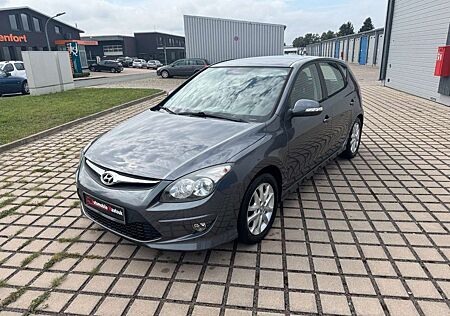 Hyundai i30 1.6 CRDi *NUR 44800 KM*1 HAND*
