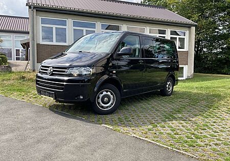 VW T5 Multivan Volkswagen Multivan 2.0 TDI BMT Special