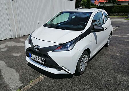 Toyota Aygo x