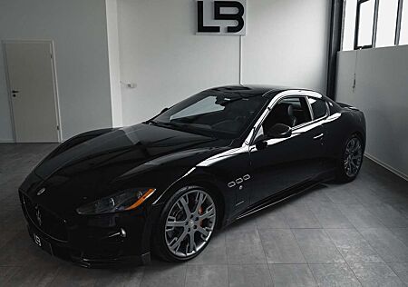 Maserati GranTurismo S *F1*Carbon*Sportabgas*Alcantara*