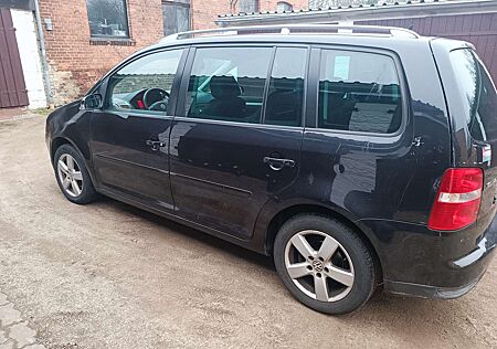 VW Touran Volkswagen 2,0 TDI DSG Highline,Automatik,7 Sitze,Leder,Xeno