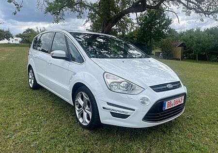 Ford S-Max Titanium 7 Sitzer AHK Soundsysytem Navi