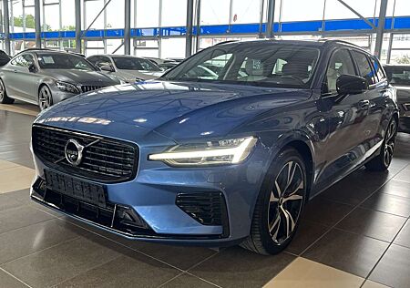 Volvo V60 R Design Expression Hybrid AWD Pano. AHK HUD