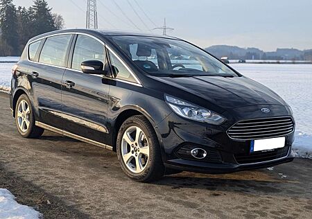 Ford S-Max 1.5 Eco Boost Start-Stopp Titanium