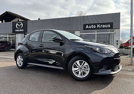 Mazda 2 Hybrid 1.5L VVT-i 116 e-CVT CENTERLINE Kamera