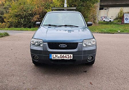 Ford Maverick V6 Limited