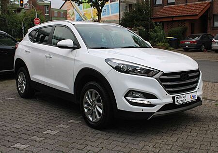 Hyundai Tucson 1.6 Blue Intro Edition 2WD*NAVI*RFK*SHZ*