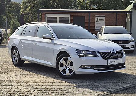 Skoda Superb 2.0 TDI DSG / AHK / Bi Xenon / Navi / ACC