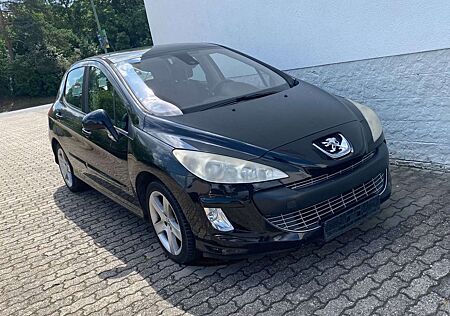 Peugeot 308 1.6 Sport Plus Aut.Klima Panorama SHZ Alu