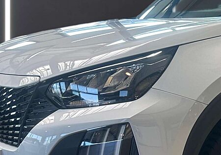 Peugeot 2008 Active PureTech 100 ++Navi++Sitzheizung++