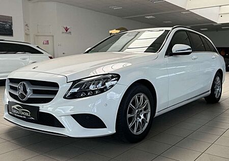 Mercedes-Benz C 180 d T /LED /AHK/RÜCKFAHRKAM/8FACH BEREIFT