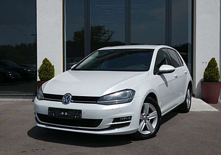 VW Golf Volkswagen VII Limo Highline*Klima*Shz*Kamera*Tempomat