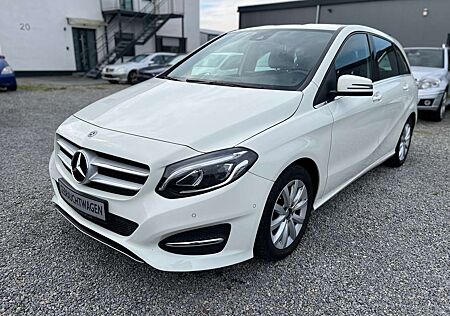 Mercedes-Benz B 180 STYLE AUTOMATIK+NAVI+KAMERA+PARKASSIST+LED-SW+SHZ