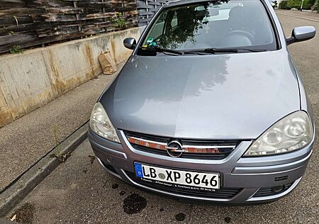 Opel Corsa 1.2 16V Edition tüv neu 8fach bereift