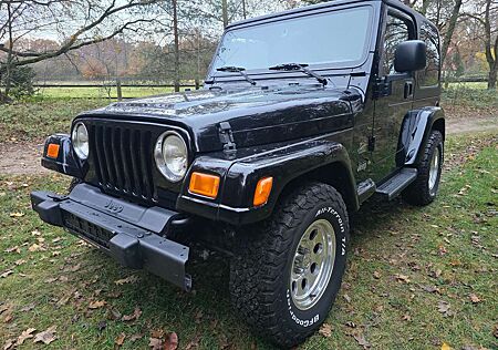 Jeep Wrangler 4.0 Sahara Automatik