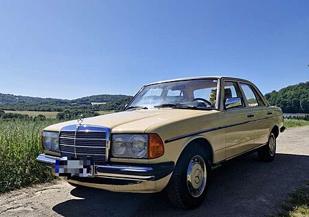Mercedes-Benz 200 D W123