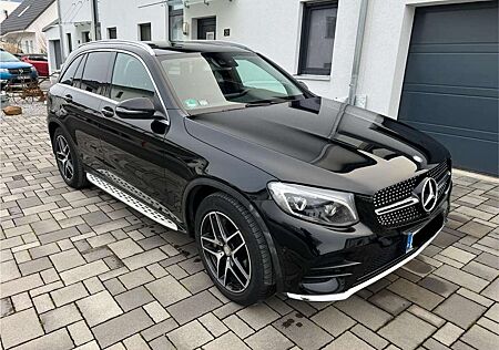 Mercedes-Benz GLC 250 d 4Matic 9G-TRONIC AMG Line Panoramadach Navi