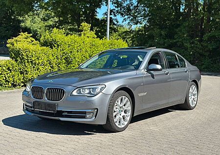 BMW 730 d xDrive M-Paket*Memory*Leder*HUD*4-Zonen*