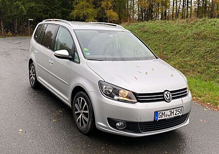 VW Touran Volkswagen 2.0 TDI DSGTrendline