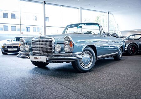Mercedes-Benz 280 SE 3.5 Cabriolet*Schweiz*Klima*Historie*