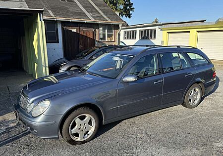 Mercedes-Benz E 200 T Kompressor (211.242)