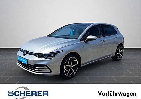 VW Golf Volkswagen VIII Life 1,0 l eTSI OPF 18 Zoll AHK N