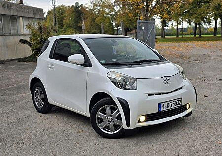 Toyota iQ 1.0 Multidrive +