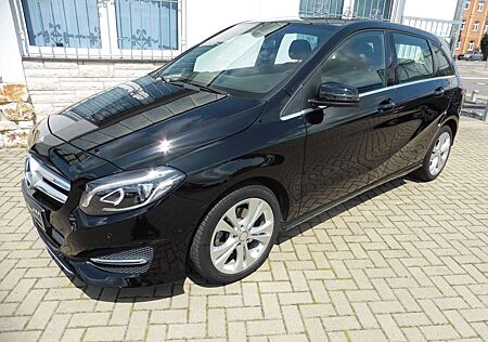 Mercedes-Benz B 180 Score*LED*WR*PDC*SHZ*1.Hand...