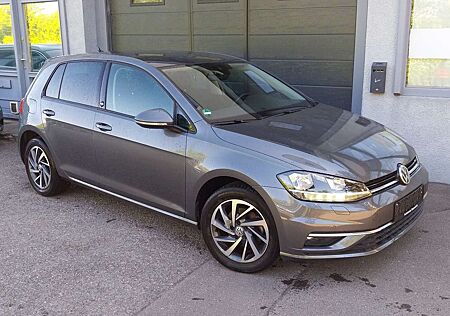 VW Golf Volkswagen Sound ACC/PDC/SHZ/NAVI/DAB+/KAMERA 8-FACH