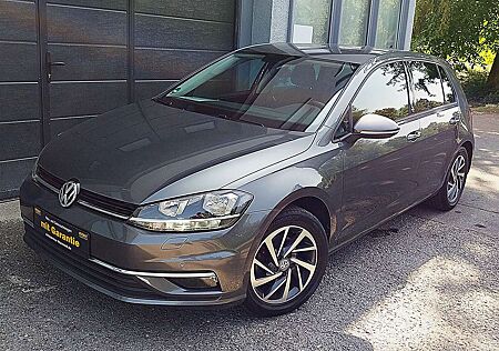 VW Golf Volkswagen Sound ACC/PDC/SHZ/NAVI/DAB+/KAMERA 8-FACH
