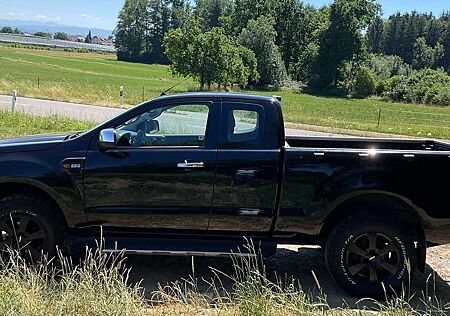 Ford Ranger XLT 2,2D