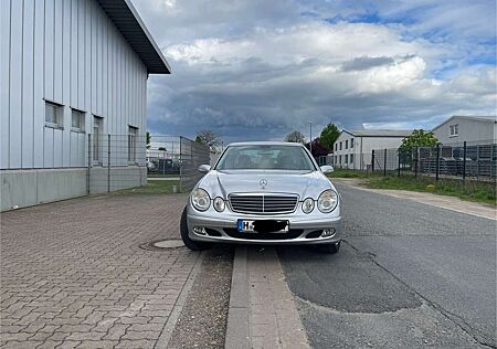 Mercedes-Benz E 200 CDI Classic