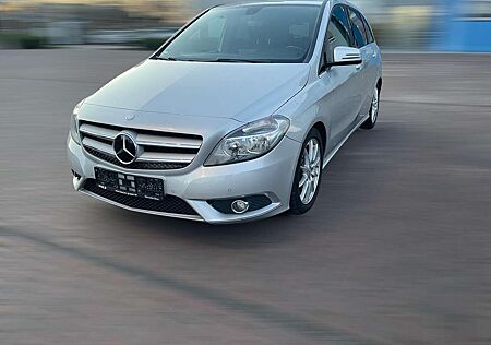 Mercedes-Benz B 180 CDI