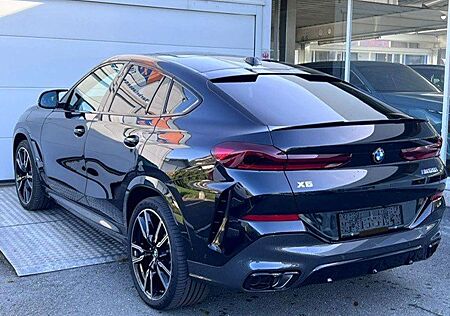 BMW X6 M60i xDrive/22"/M-SPORT+INNOVATION+TRAVEL P/GESTIK