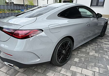 Mercedes-Benz CLE 300 Coupe AMG Line PANO 360 HEAD-UP