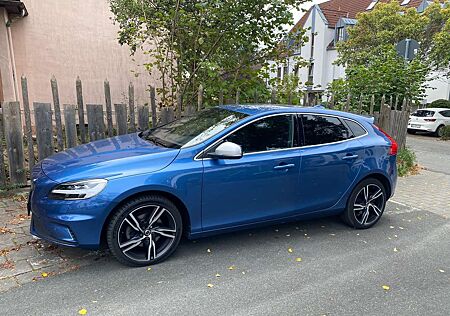 Volvo V40 T3 T Design