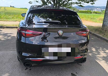Alfa Romeo Stelvio 2.0 Turbo 16V AT8-Q4 Veloce