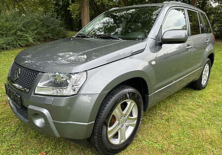 Suzuki Grand Vitara 2.0 Comfort+ 2 HAND/8FACH/AHK