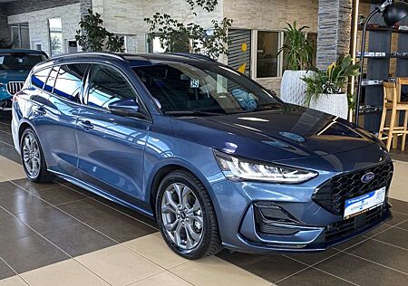Ford Focus ST-Line*LED*HUD*R-Cam*SHZ*CarPlay*Navi*MFL
