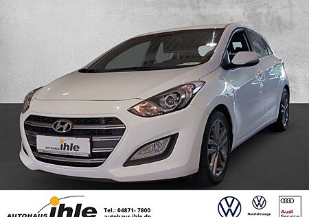 Hyundai i30 1,6 CRDi blue Passion R-KAMERA+NAVI+KLIMAAUTOMATIK