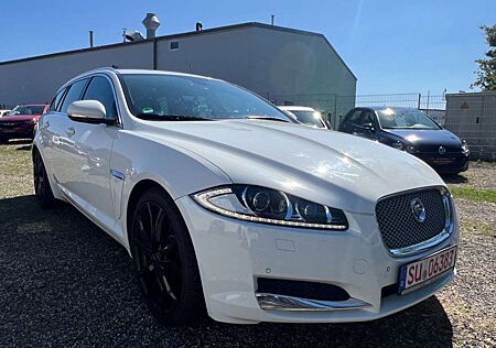 Jaguar XF Sportbrake 3.0 V6 Diesel,Scheckheft....