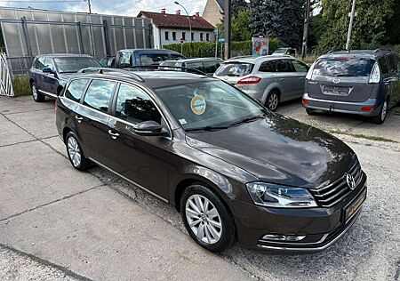 VW Passat Variant Volkswagen Variant Comfortline BlueMotion*TUV NEU*AHK*SHZ*