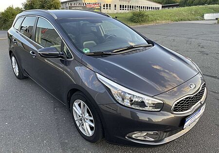 Kia XCeed Ceed SW / cee'd SW 1.6 GDI Edition 7 Navi 1. Hand Kamera Alu
