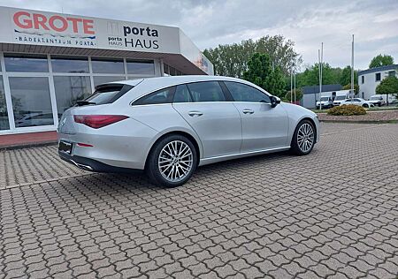 Mercedes-Benz CLA 180 Shooting Brake 7G-DCT Entry