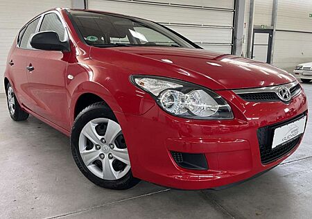 Hyundai i30 Edition+ 1.4 BENZIN 109 PS KLIMA 5TÜREN HU/AU 04.