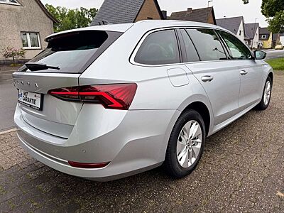 Skoda Octavia Combi Ambition*1.Hand*Navi Gross*
